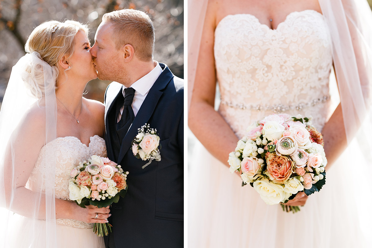 Prinzessinen Brautkleid trägerlos mit Spitze und Tüll, Brautfrisur Knoten im Nacken mit Schleier - Hochzeitsfotografin aus Berlin hat Winterhochzeit am Wasser in Brandenburg im Landgasthof Zum Mühlenteich begleitet © www.hochzeitslicht.de