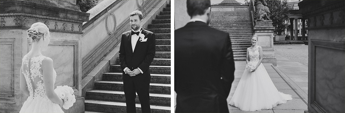 Hochzeitsreportagefotos vom First Look von Braut und Bräutigam im Hotel de Rome - Hotel de Rome Berlin Hochzeitsfotograf © www.hochzeitslicht.de