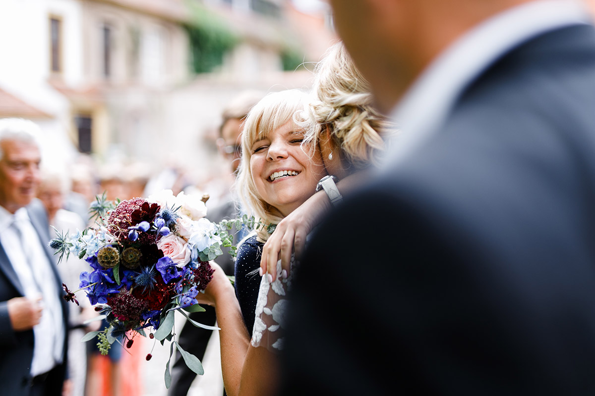 Hochzeitsreportagefotografie bei Gratulation - Göhrischgut bei Meißen Scheunenhochzeit Hochzeitsfotograf © www.hochzeitslicht.de