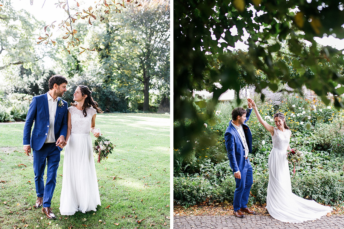 fröhliche Brautpaarfotos bei Hochzeit im Rathaus Köpenick - Standesamt Berlin Köpenick Hochzeitsfotograf © www.hochzeitslicht.de