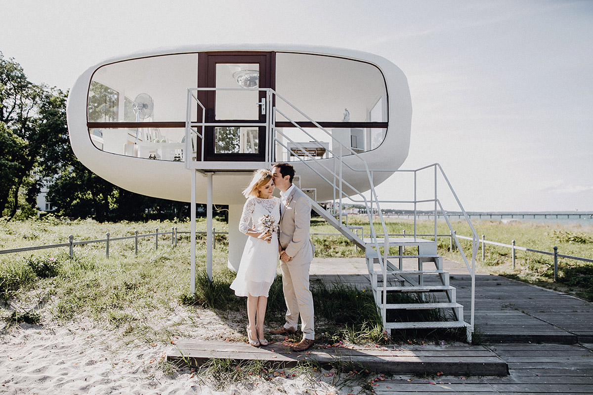 standesamtliche Trauung Rettungsturm Binz - Rügen Hochzeitsfotograf © www.hochzeitslicht.de