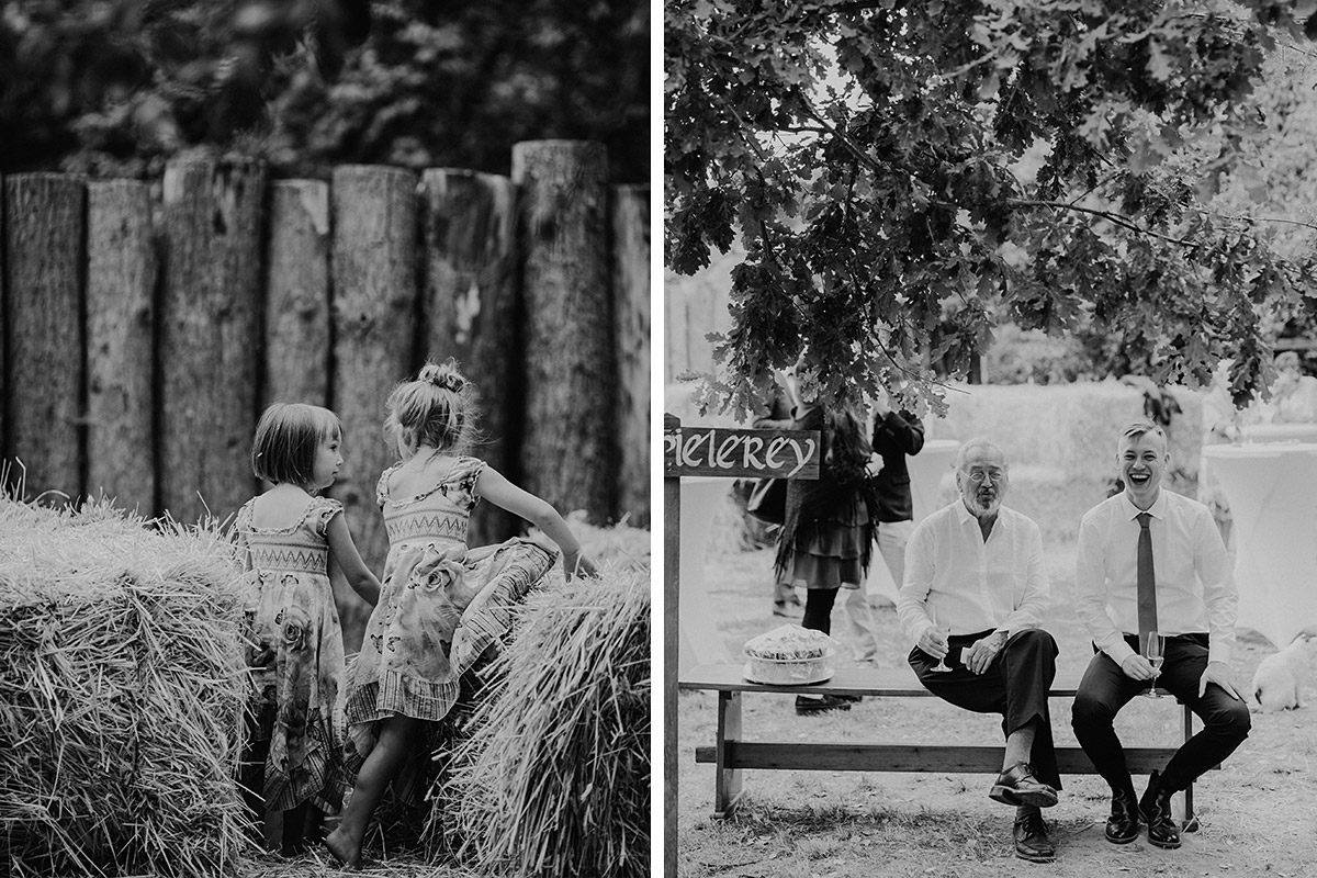 fröhliche Hochzeitsgäste bei Hochzeit Museumsdorf Düppel - Hochzeitsvilla Zehlendorf Berlin Hochzeitsfotograf © www.hochzeitslicht.de fröhliche Hochzeitsgäste bei Hochzeit Museumsdorf Düppel - Hochzeitsvilla Zehlendorf Berlin Hochzeitsfotograf © www.hochzeitslicht.de