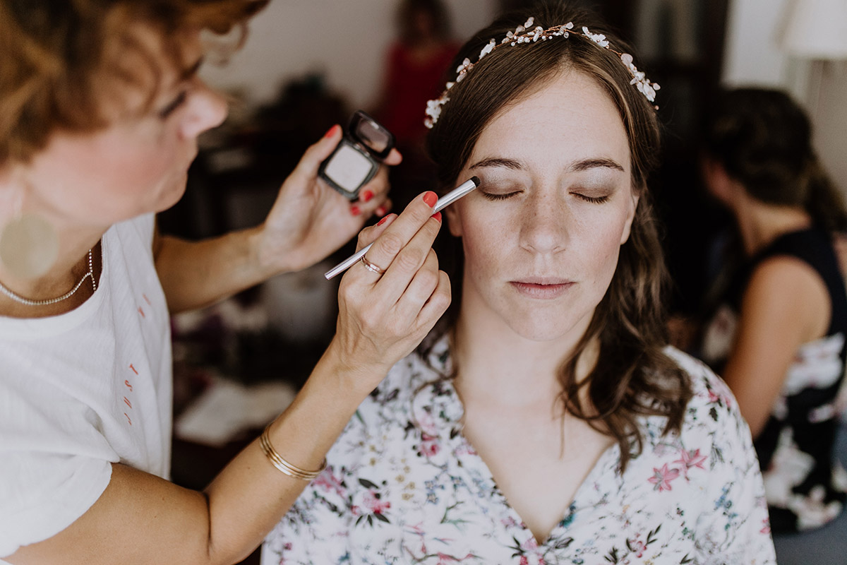 Getting Ready der Braut bei Hochzeit im Hotel Hanseatic Rügen - Seebrücke Sellin Rügen Hochzeitsfotograf © www.hochzeitslicht.de