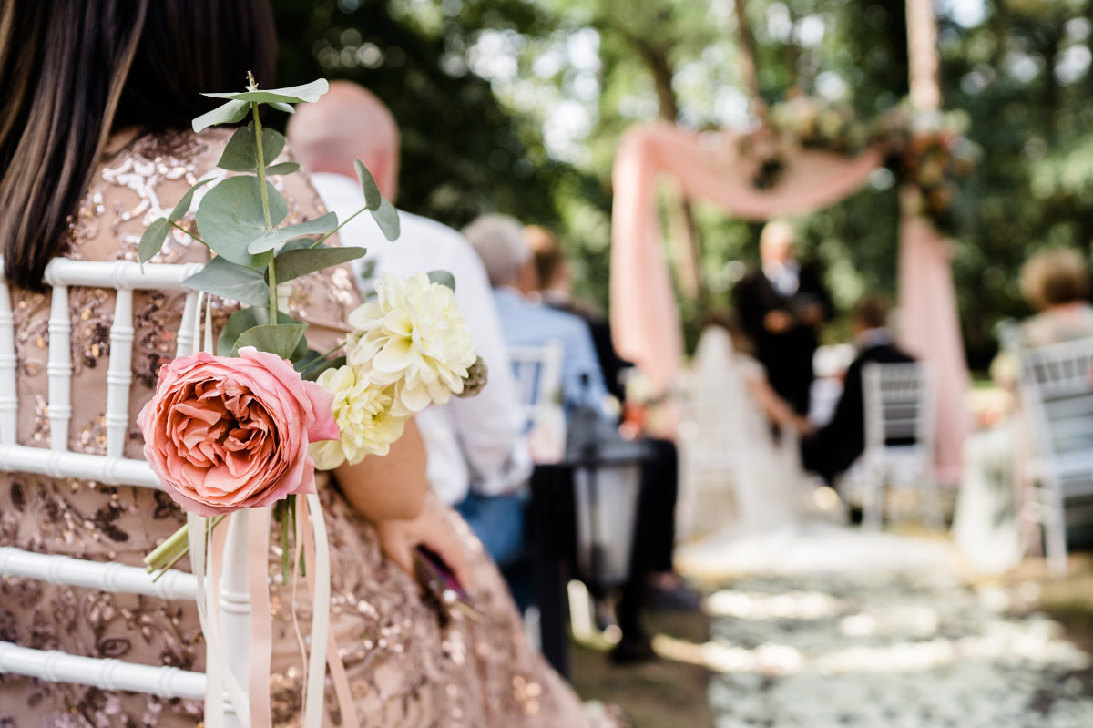 Hochzeitsreportage freie Trauung - Schlosshotel Berlin Hochzeitsfotograf © www.hochzeitslicht.de