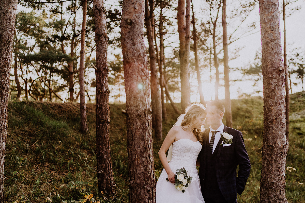 Sonnenuntergang Fotoshooting Hochzeit Wald - standesamtliche Strandhochzeit - Hochzeitsfotografin an der Ostsee © www.hochzeitslicht.de #hochzeitslicht Sonnenuntergang Fotoshooting Hochzeit Wald - standesamtliche Strandhochzeit - Hochzeitsfotografin an der Ostsee © www.hochzeitslicht.de #hochzeitslicht