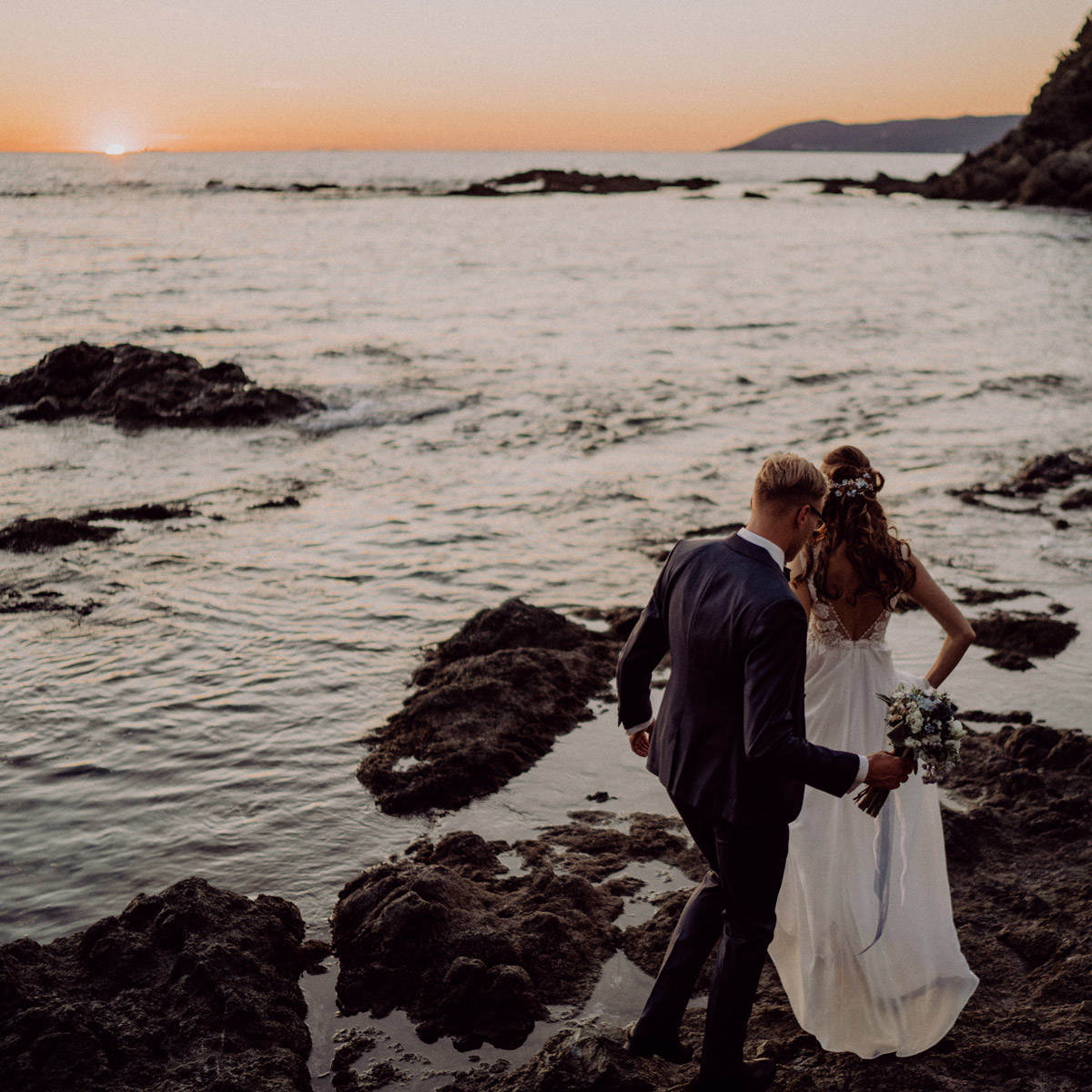 Fotoshooting Hochzeit am Meer - Italien Hochzeit mit Hochzeitplanerin aus Berlin #hochzeitslicht Toskana Hochzeitsfotos und Hochzeitsfilm © www.hochzeitslicht.de