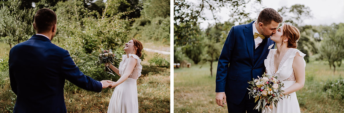 natürliche Hochzeitsfotos im Grünen - mehr Kavalierhaus Caputh Hochzeit Fotos aus Corona Zeit im Blog von vintage Hochzeitsfotograf Brandenburg Potsdam © www.hochzeitslicht.de #hochzeitslicht