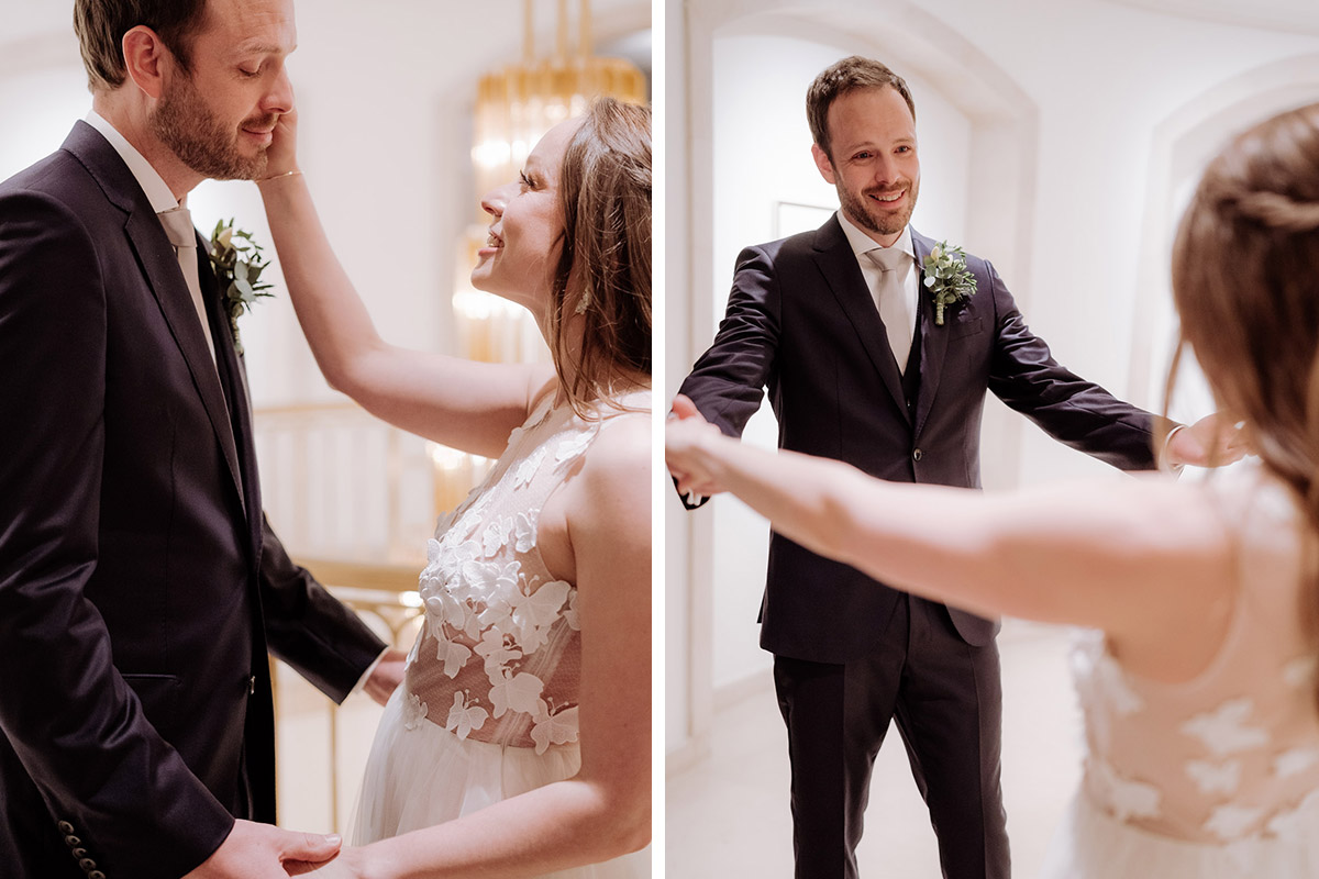 emotionale First Look Hochzeitsfotos - Winterhochzeit im Standesamt Rathaus Schöneberg, Hotel Adlon Kempinski und Restaurant Berlin von Fine Art Hochzeitsfotograf Berlin © www.hochzeitslicht.de #hochzeitslicht